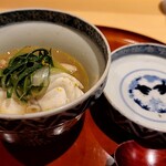 銀座 しのはら - フグと伊勢海老　蛤の鍋