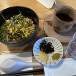 ここふるショップ カフェコーナー - 料理写真:鶏ぼっかけ。