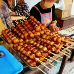 つる屋 - しょうゆ味みたらし団子120円