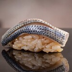 Sushi Takumi - 豊洲市場から仕入れる旬の食材のみを使用 