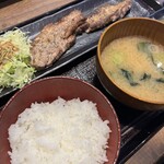 炭火焼和めし処 しんぱち食堂 - 