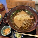 山商蕎麦店 - 海老もまぁまぁ大きい