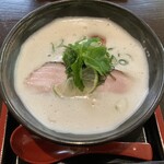 豚白湯創作麺処 友池 - 豚白湯そば