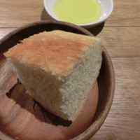 キハチ 青山本店 - ステーキランチセット　パン
