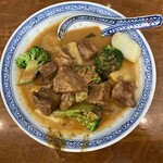 香港麺 新記 - シンガポールカレーライス牛バラ