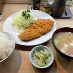 Isen - ロースカツ定食(ライス大盛り) 1,600円