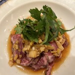 (楽)中華酒場 サンクスチャイナタウン - 牛肉のたたき麻辣ソース！！