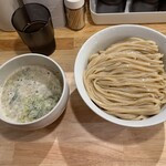 麺屋 K - 鶏魚塩つけ麺（上から）