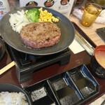 とろけるハンバーグ福よし - 料理写真: