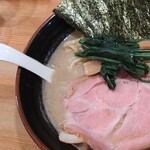 麺の極 はなみち - 醤油ら～麺（アップ）