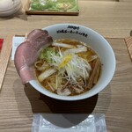 創業麺類元年 坂本龍馬が愛したラーメン食堂 - 