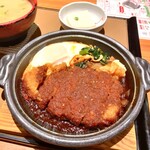 Yayoi Ken - 味噌かつ煮。870円