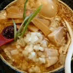 だし廊-BUSHI- - 4種の混合節味噌ヌードル(熟玉のせ)