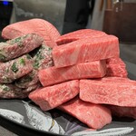 中津をにく - 今日のお肉4種