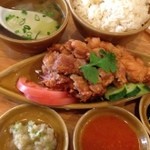 シンガポール海南鶏飯 - 