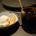 ステーキハウス 村岡 - デザートとアイスコーヒー