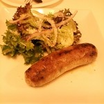 PIZZA GALLERIA - 自家製ソーセージとサラダ