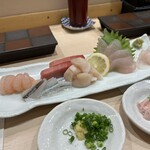 鮨綴 - 昆布締めの海老うまい