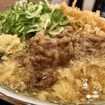 丸亀製麺 - 「肉がさね玉子あんかけ」のアップ①…。カロリー高そう…。