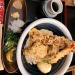 うどん 兎麦 阪急三番街店 - 