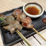 Hakata Oden Yakitori To Furu-Tsu Sawa Nikumareya - トマト巻き　博多ネギ巻き