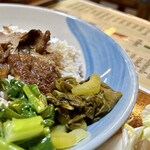 ร้านสุวรรณภูมิเฟอร์นิเจอร์ไม้สัก - 