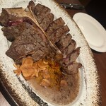 BISTRO STEAK T-bone - 特上T-boneステーキ800g3人前 11,000円