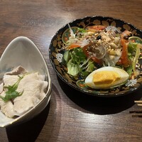 馬刺しと焼き鳥 グルマン三年坂 - 