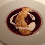 銀座 ハプスブルク・ファイルヒェン - 林檎とケシの実のパラチンケン　プンシューソース　香ばしいアーモンドを添えて