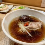 叙序圓 - 薬膳スープ+お粥のセット（鶏粥、パクテー）