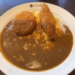 CoCo壱番屋 - 料理写真:チーズカレー3辛、スクランブルエッグ、フィッシュフライ、クリームコロッケ