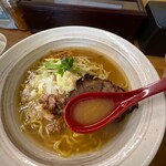 麺屋 雪月花 - スープ