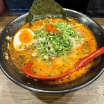 Menya Isshi - とんこつ　赤辛ラーメン