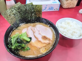 ラーメン 杉田家 - 