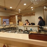 Yakitori Okiraku - 店内