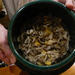 銀座おかもと - 栗と茸の土鍋ご飯