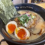 GYUTON - 料理写真:マー油ラーメン　980円