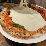 Italian table BENCIA - チーズたっぷり！