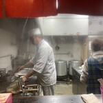 黒豚とんこつ のんぶー - ご夫妻で頑張ってらっしゃる 微笑ましい〜