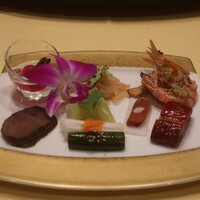 華正樓 鎌倉店 - 特製前菜の銘々盛り