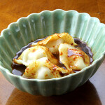 Sichuan sweet and spicy soup Gyoza / Dumpling (4 pieces)