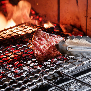 11月OPEN◆熟練のシェフが腕を振るう、薪火料理の数々