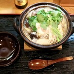 手打うどん かとう - 鍋焼きうどん