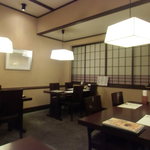 恵比寿亭 - テーブルスペース