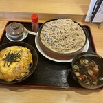 東川楽座　笹一 - 鶏だし蕎麦セット（ミニ丼は親子丼　蕎麦大盛）¥1700