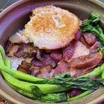 民記煲仔飯 - 中国ソーセージとラーロウ土鍋ご飯