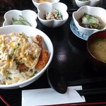 Mugi - カツ丼¥900