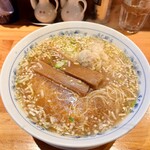 ウミガメ食堂 - タケノコワンタン麺