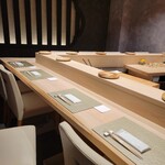 鮨 富かわ - 店内