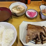 瀧元 - 本鮪のど旨煮定食(1,100円)